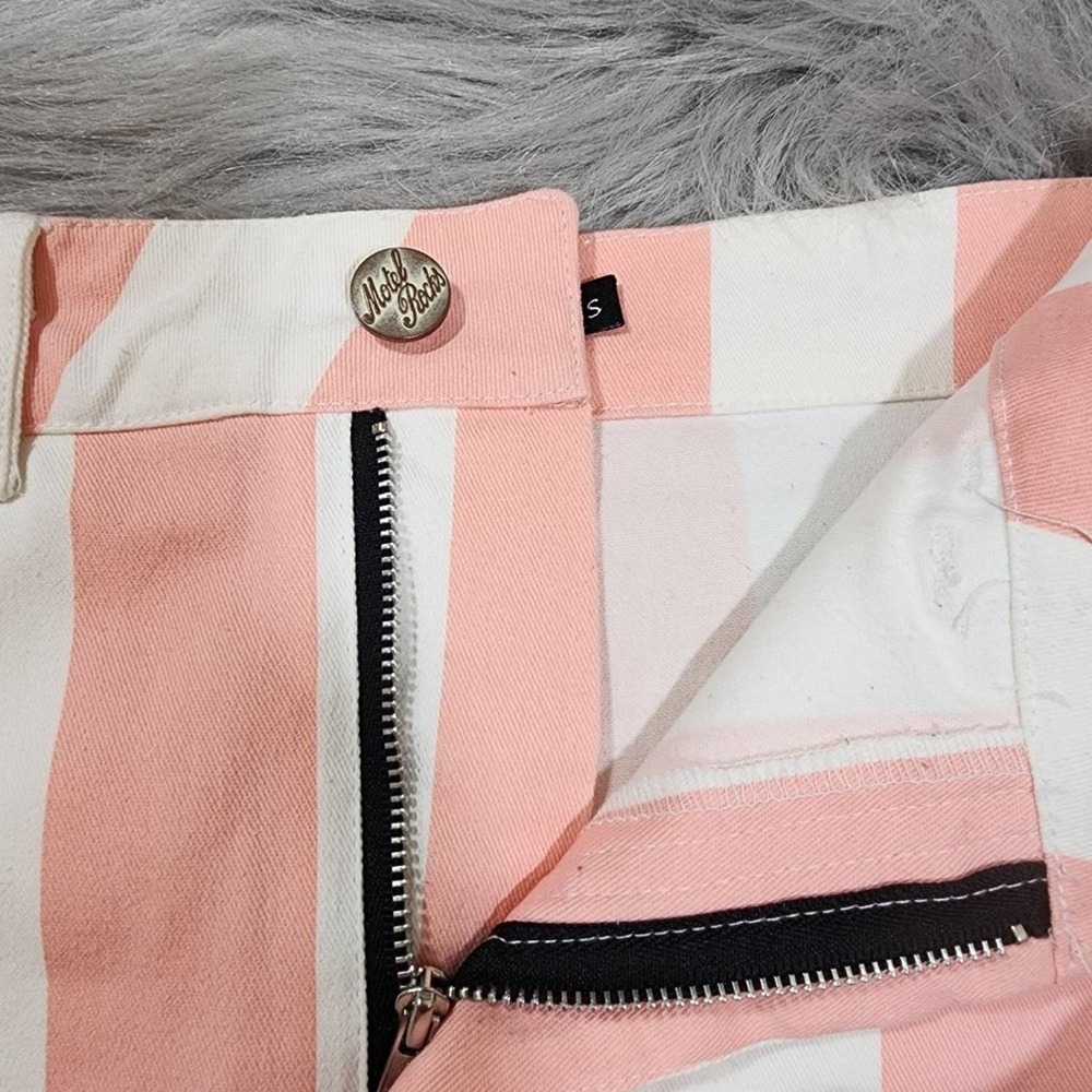 Motel Rocks pink and white striped‎ denim jean mini skirt woman's size small - Picture 10 of 10